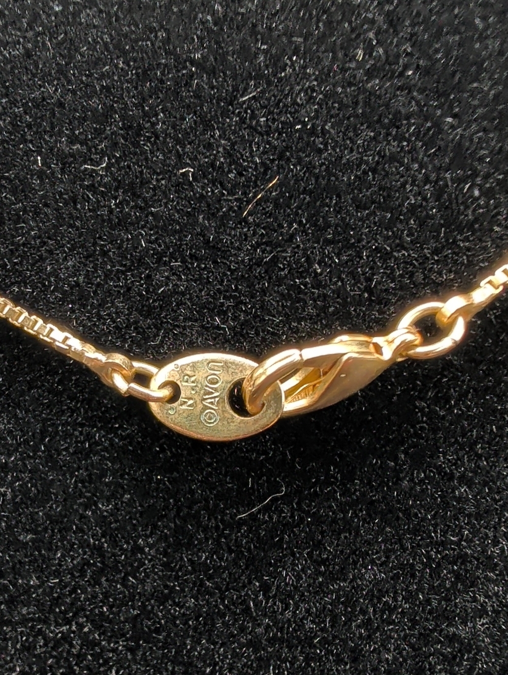 Avon 14 K Gold Plated Genuine Green Jade Pendant Necklace - Picture 5 of 6